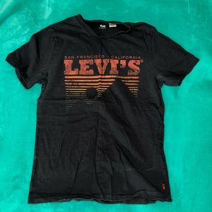 Levi’s Graphic Tee Black & Red XS